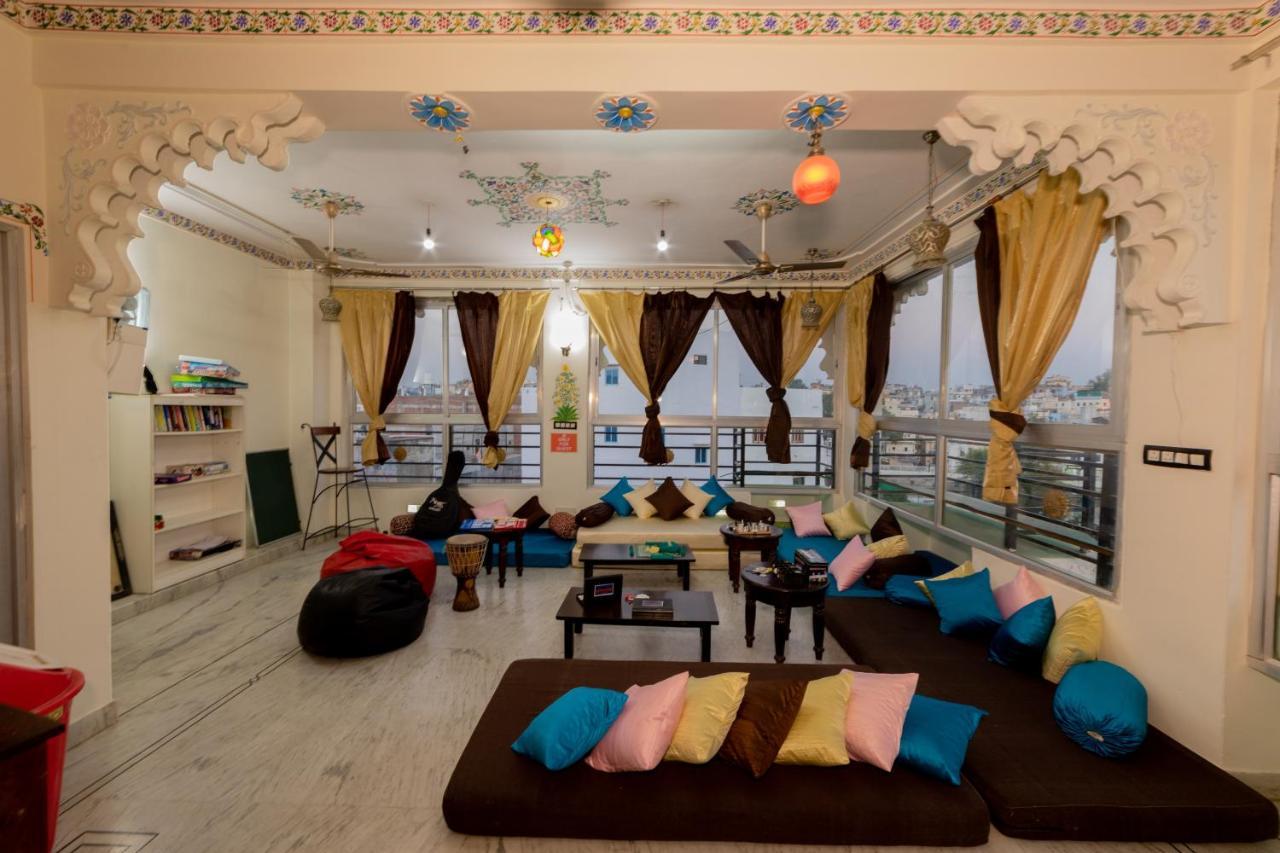 Whereabout Hostel Ουνταϊπούρ Εξωτερικό φωτογραφία